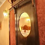 Evmolpia Hotell