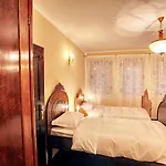 Hotell Evmolpia