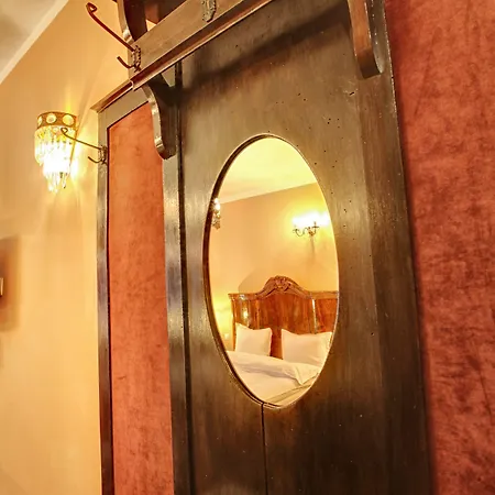 Evmolpia Hotel